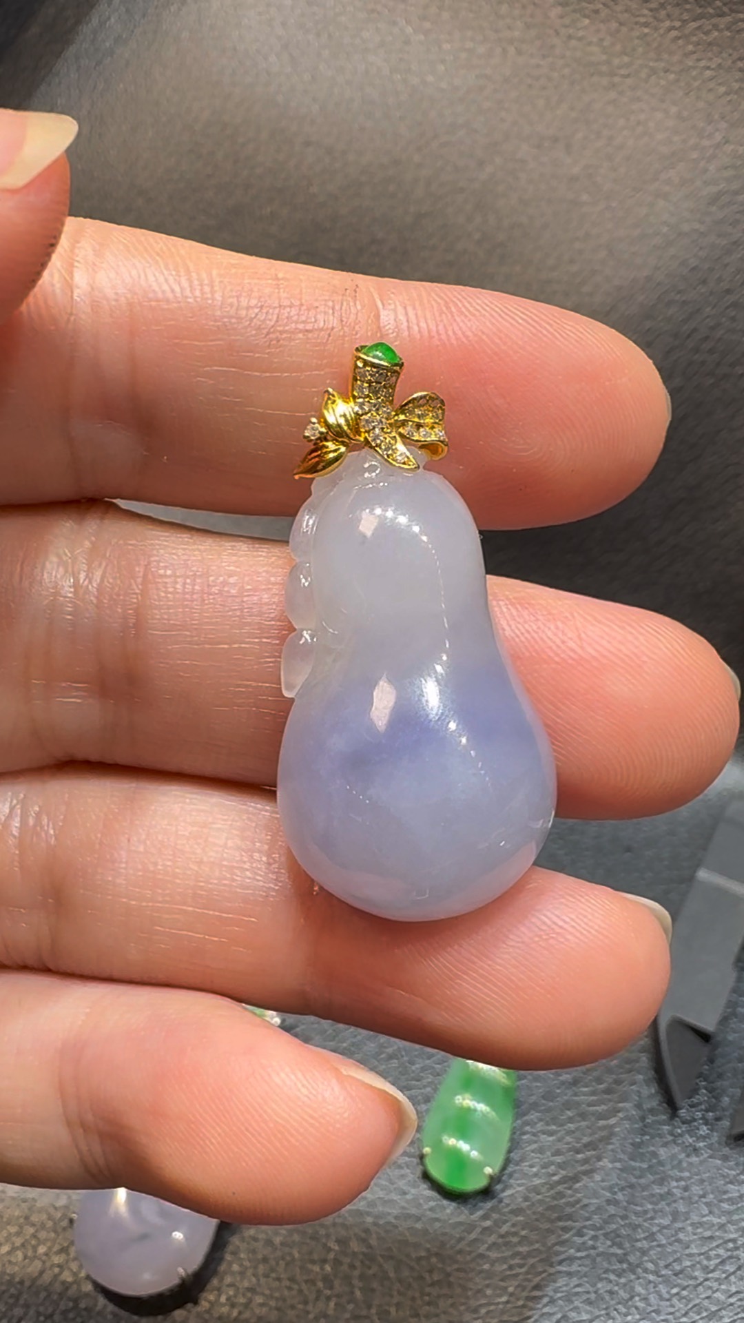 翡翠直播商品#114-18K白金鑽石紫羅蘭福瓜福果吊墜 3 翡翠直播商品#114-18K白金鑽石紫羅蘭福瓜福果吊墜 - Image 3