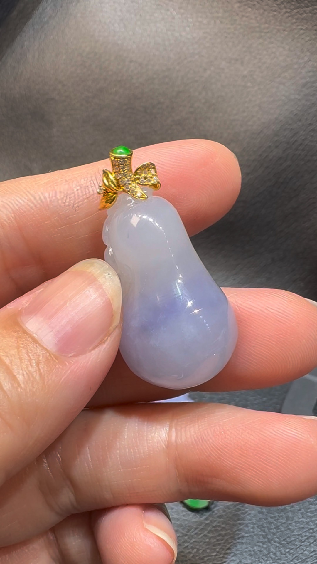 翡翠直播商品#114-18K白金鑽石紫羅蘭福瓜福果吊墜 2 翡翠直播商品#114-18K白金鑽石紫羅蘭福瓜福果吊墜 - Image 2