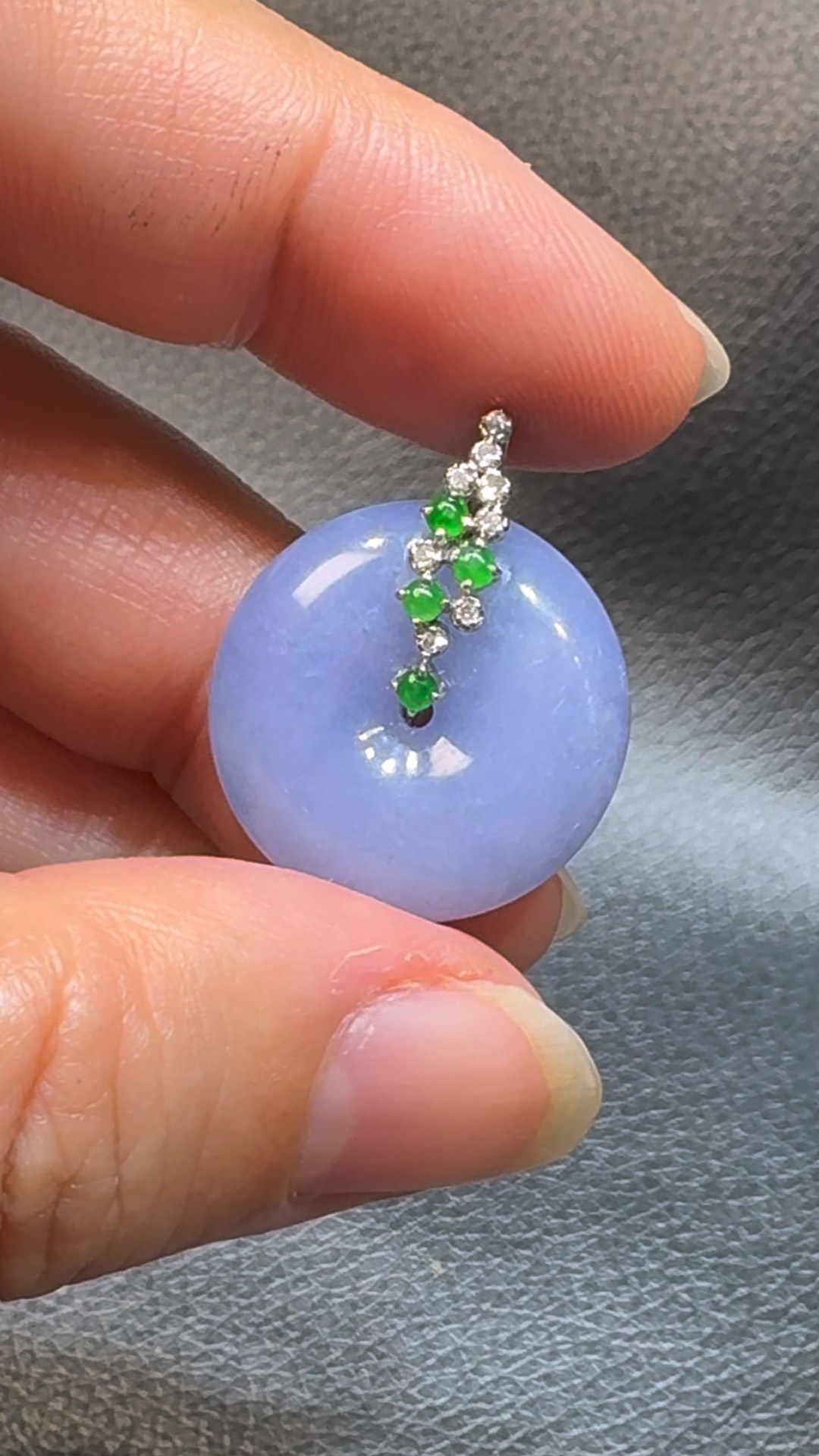 翡翠直播商品#117-18K白金鑽石紫羅蘭翡翠平安扣 1 翡翠直播商品#117-18K白金鑽石紫羅蘭翡翠平安扣