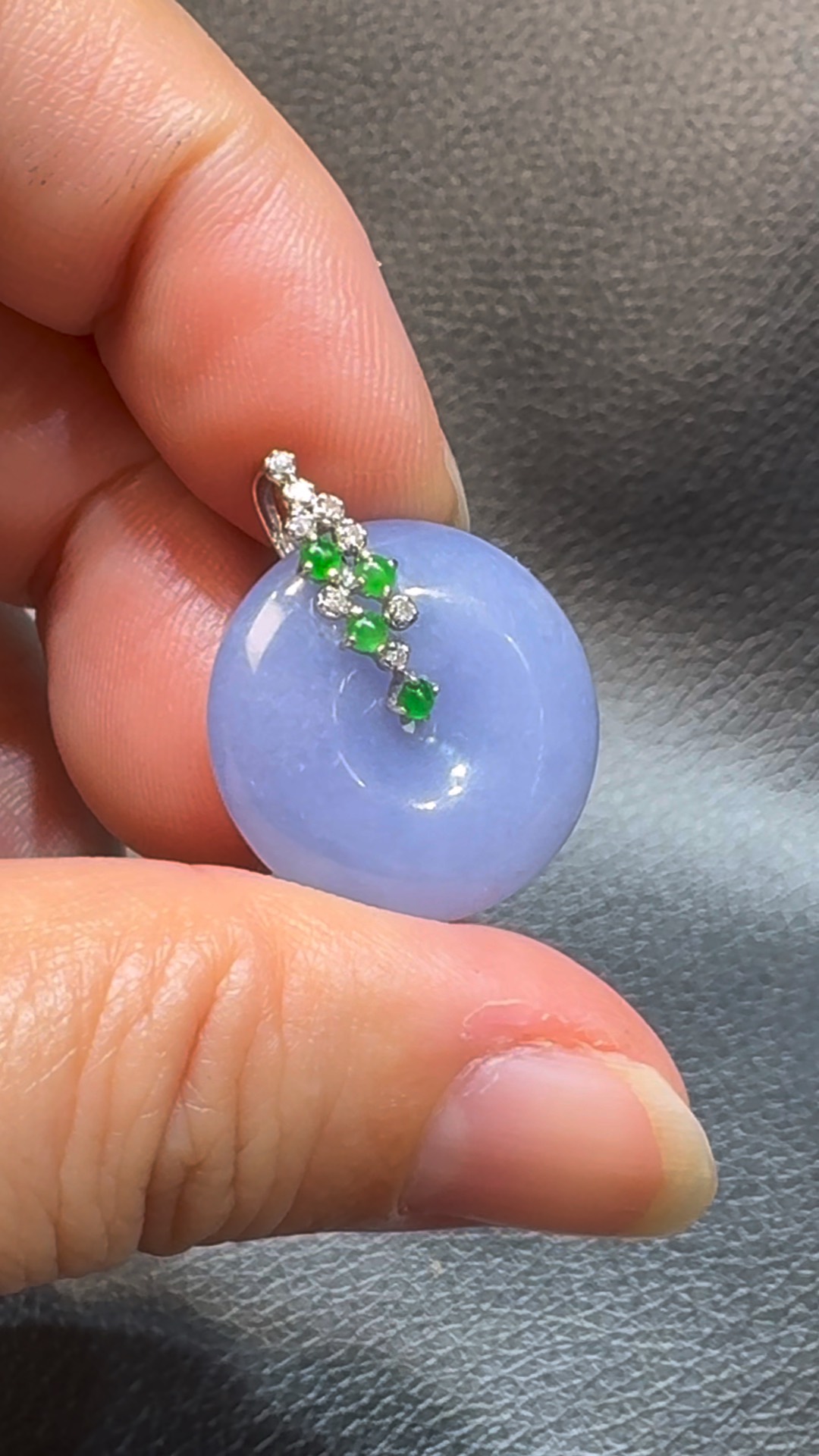 翡翠直播商品#117-18K白金鑽石紫羅蘭翡翠平安扣 4 翡翠直播商品#117-18K白金鑽石紫羅蘭翡翠平安扣 - Image 4