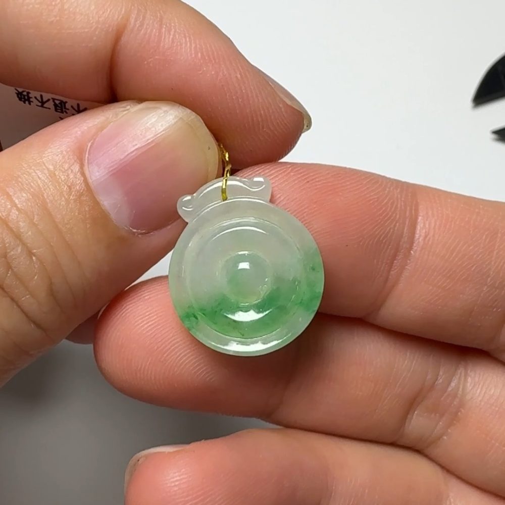 翡翠直播商品#140-仿古平安扣懷古翡翠吊墜