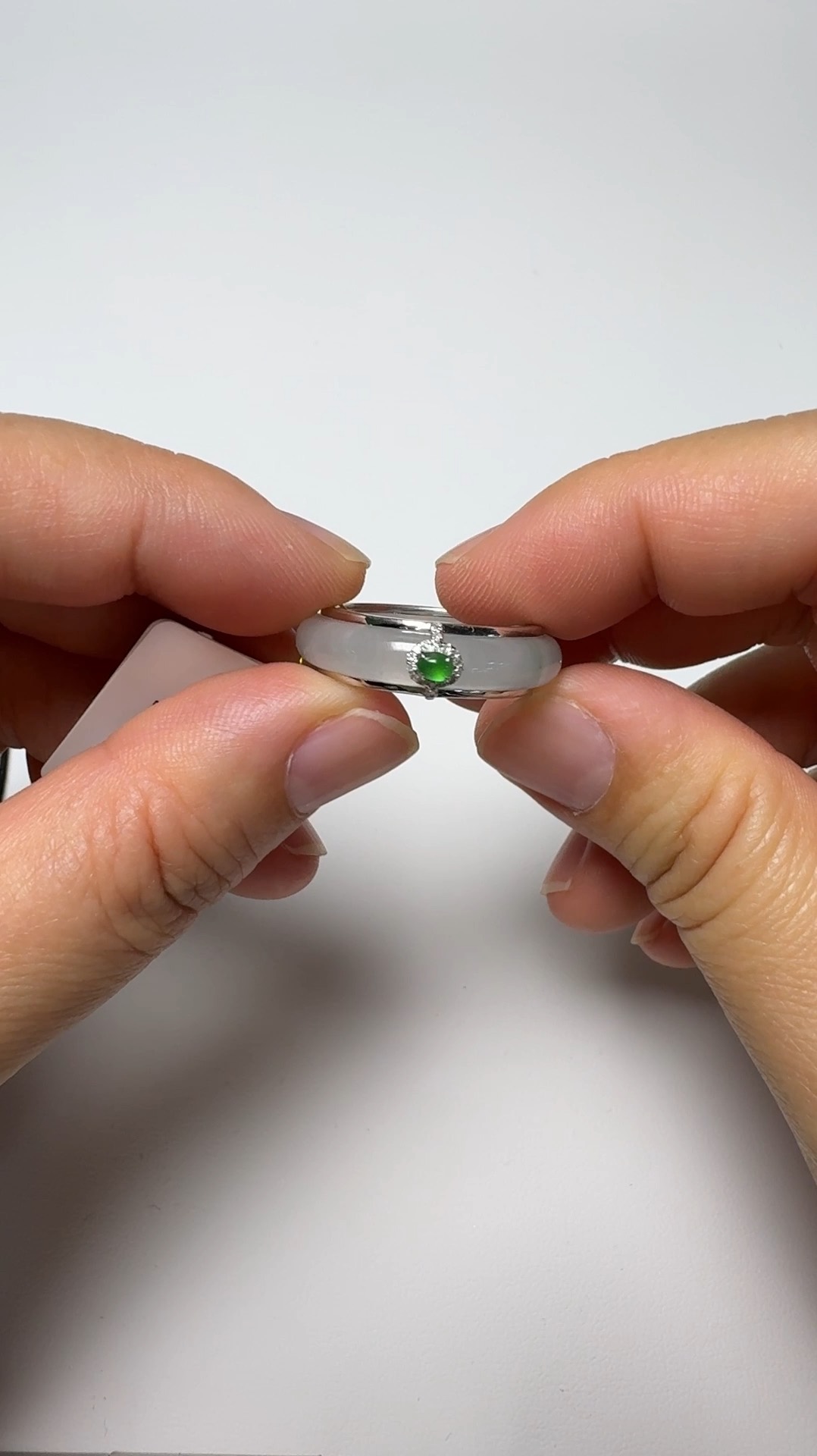 翡翠直播商品#147-18K白金套翡翠戒指 5 翡翠直播商品#147-18K白金套翡翠戒指 - Image 5