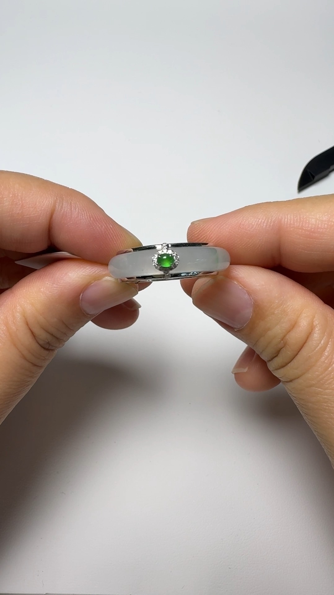 翡翠直播商品#147-18K白金套翡翠戒指 7 翡翠直播商品#147-18K白金套翡翠戒指 - Image 7