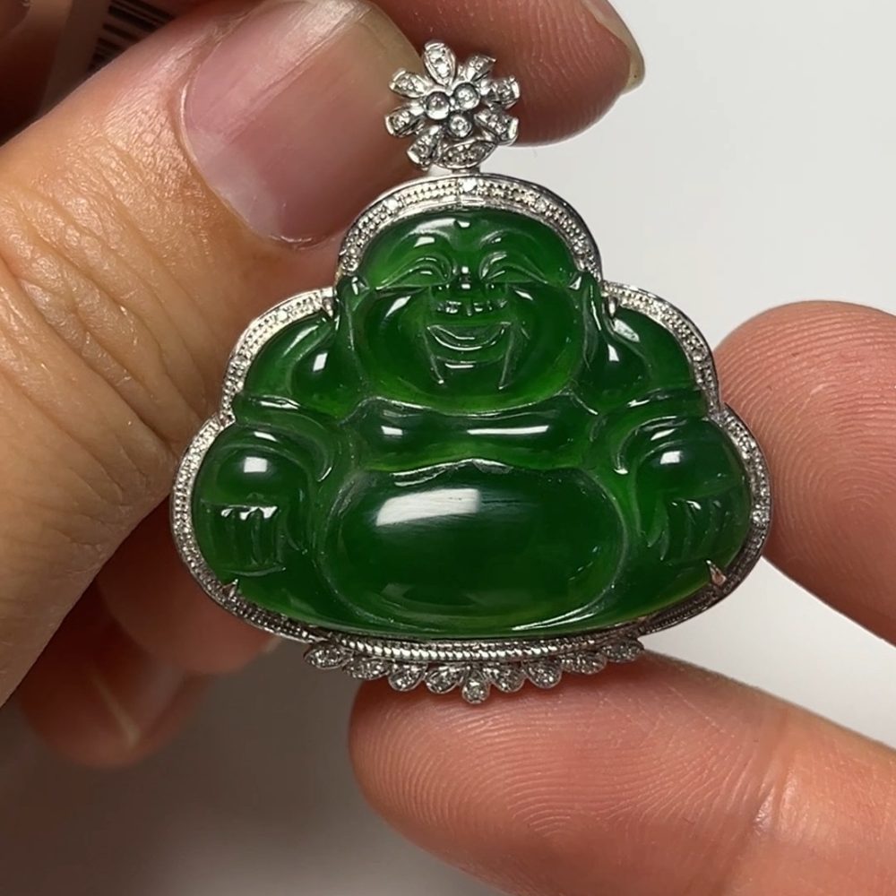 翡翠直播商品#166-18K白金鑲嵌彌勒佛公翡翠吊墜