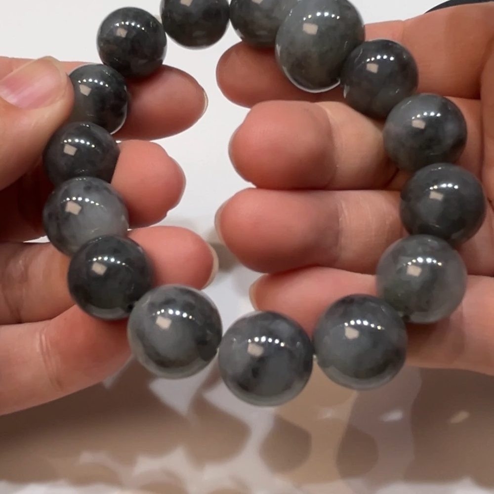 翡翠直播商品#188-男裝烏鷄圓珠翡翠手串