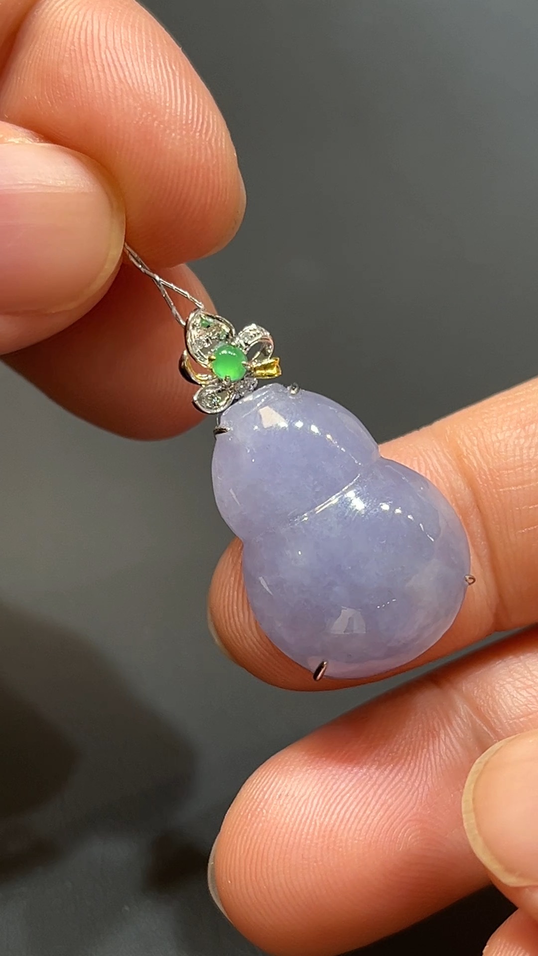 翡翠直播商品#201-18K白金鑽石鑲嵌紫羅蘭葫蘆吊墜 5 翡翠直播商品#201-18K白金鑽石鑲嵌紫羅蘭葫蘆吊墜 - Image 5