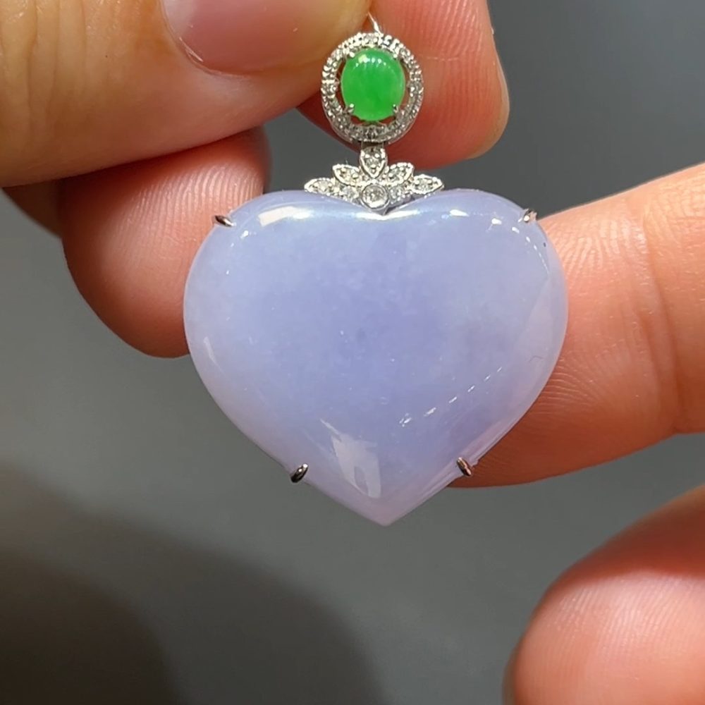 翡翠直播商品#203-18K白金鑽石心形翡翠吊墜