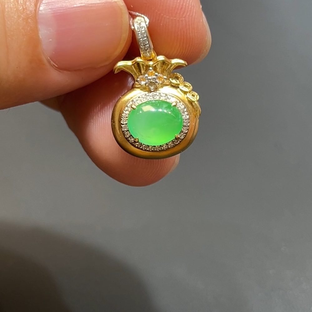 翡翠直播商品#204-18K白金鑽石錢袋福袋小挂件/吊墜
