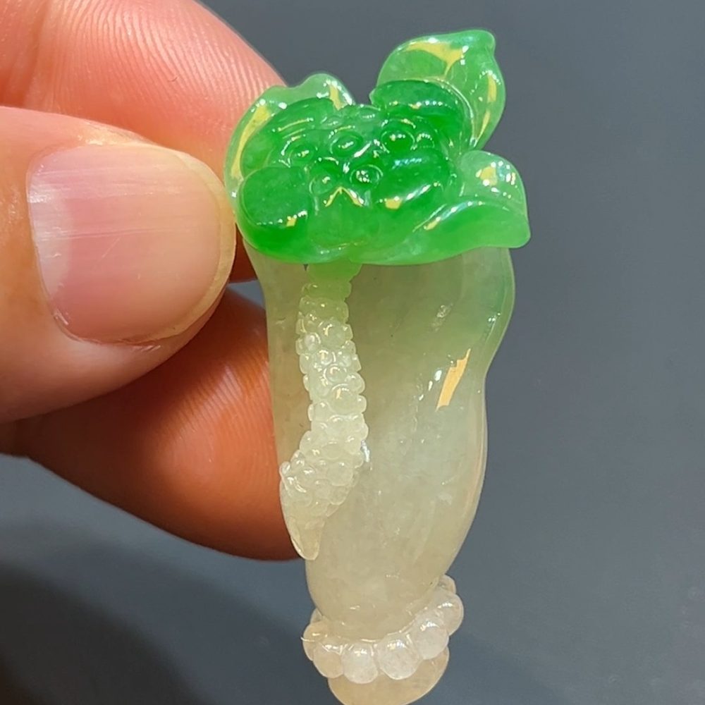 翡翠直播商品#215-蓮花佛手翡翠吊墜