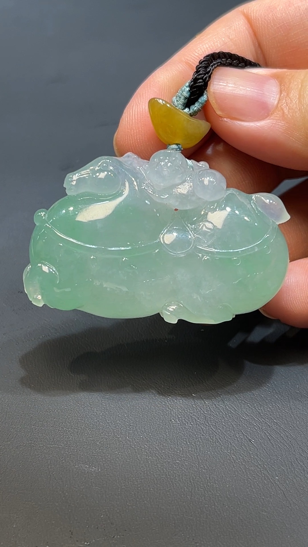 翡翠直播商品#228-唐馬馬上封侯馬上有錢吊墜 4 翡翠直播商品#228-唐馬馬上封侯馬上有錢吊墜 - Image 4