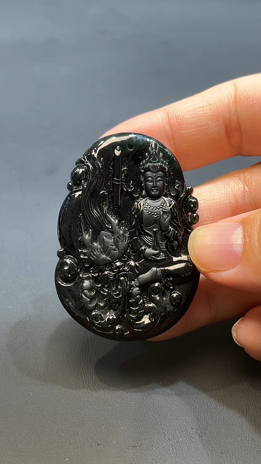 翡翠玉器天然A級翡翠透陽綠墨翠觀音吊墜 翡翠直播#253 2 翡翠玉器天然A級翡翠透陽綠墨翠觀音吊墜 翡翠直播#253 - Image 2