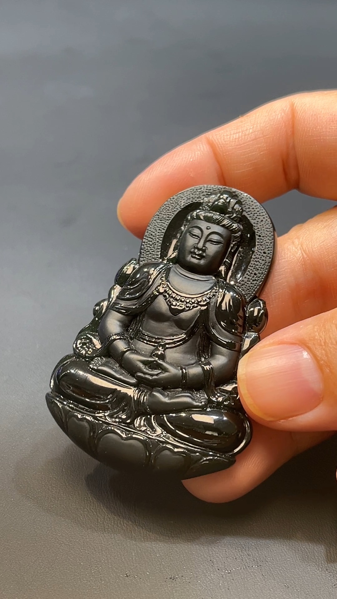 翡翠玉器天然A級翡翠透陽綠墨翠觀音吊墜 翡翠直播#254 4 翡翠玉器天然A級翡翠透陽綠墨翠觀音吊墜 翡翠直播#254 - Image 4