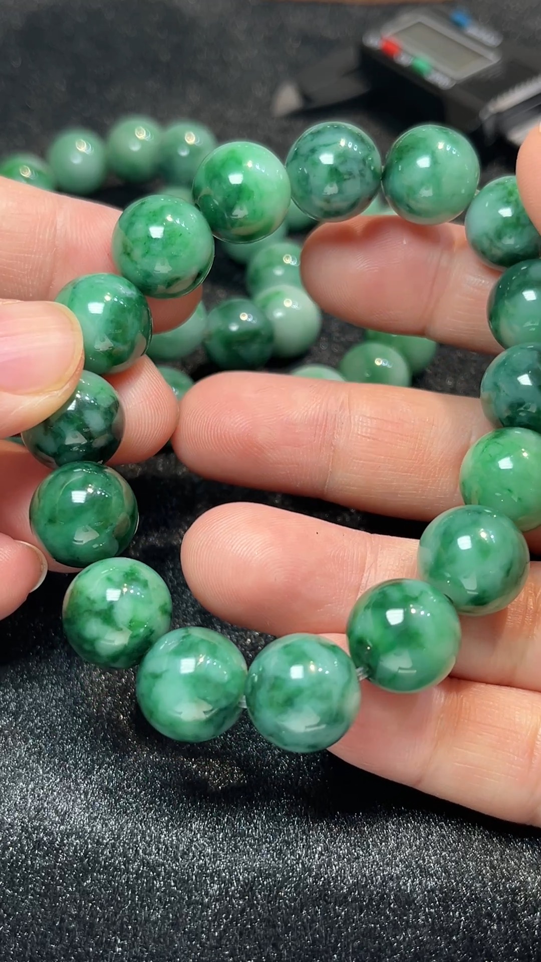 天然A級翡翠 水墨風華|天然花青翡翠手串珍品 翡翠直播#265 8 天然A級翡翠 水墨風華|天然花青翡翠手串珍品 翡翠直播#265 - Image 8