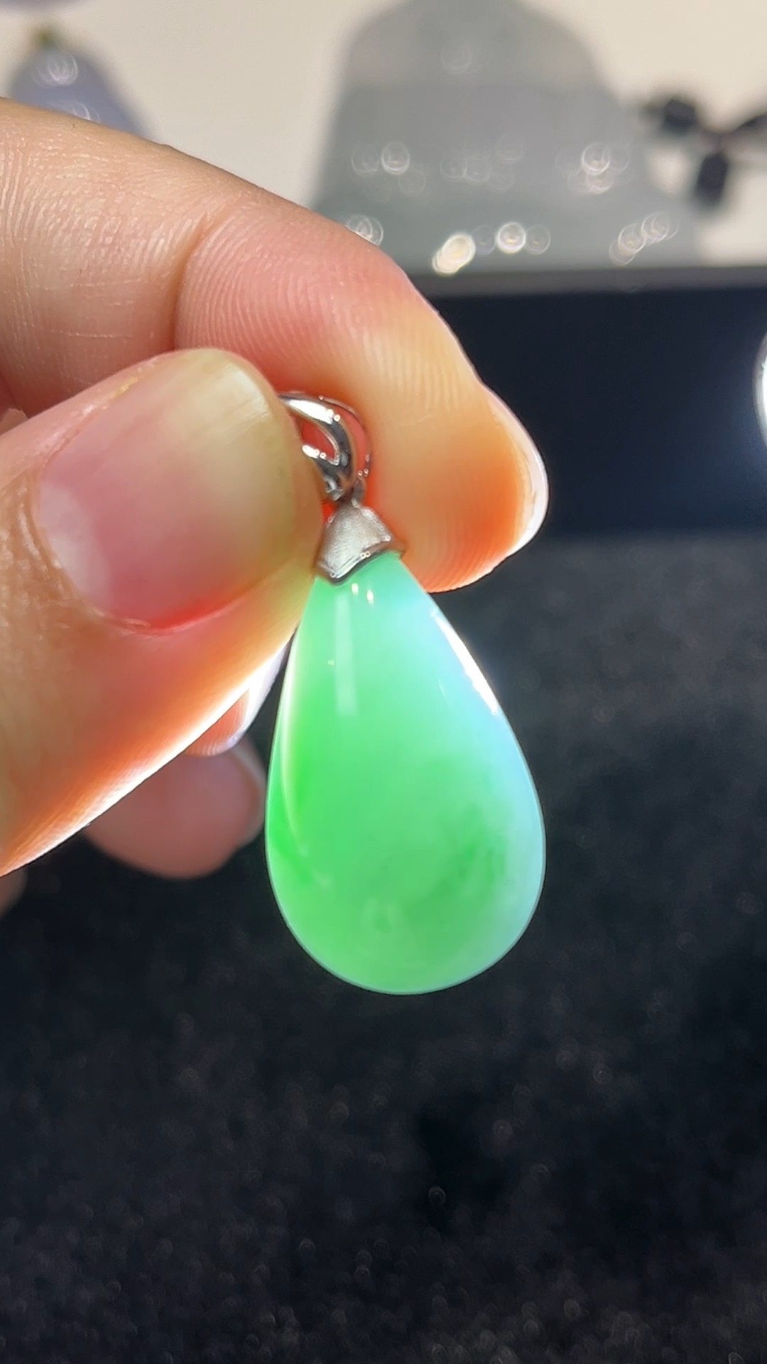 天然A級翡翠 清潤如初|天然A級翡翠白金鑲嵌水滴吊墜 翡翠直播#274 10 天然A級翡翠 清潤如初|天然A級翡翠白金鑲嵌水滴吊墜 翡翠直播#274 - Image 10