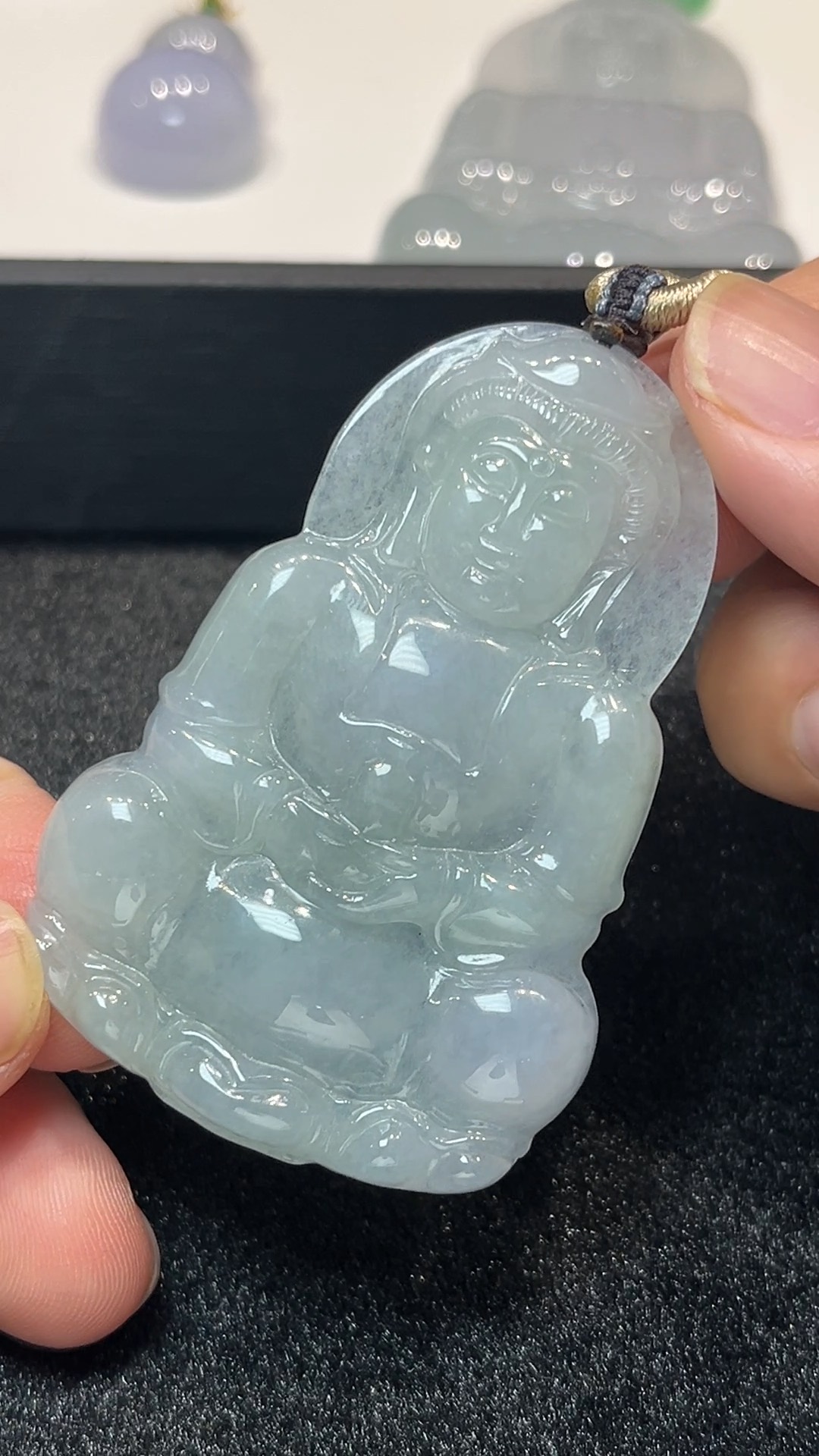 觀音護佑|天然A級翡翠正裝觀音吊墜 #280 2 觀音護佑|天然A級翡翠正裝觀音吊墜 #280 - Image 2