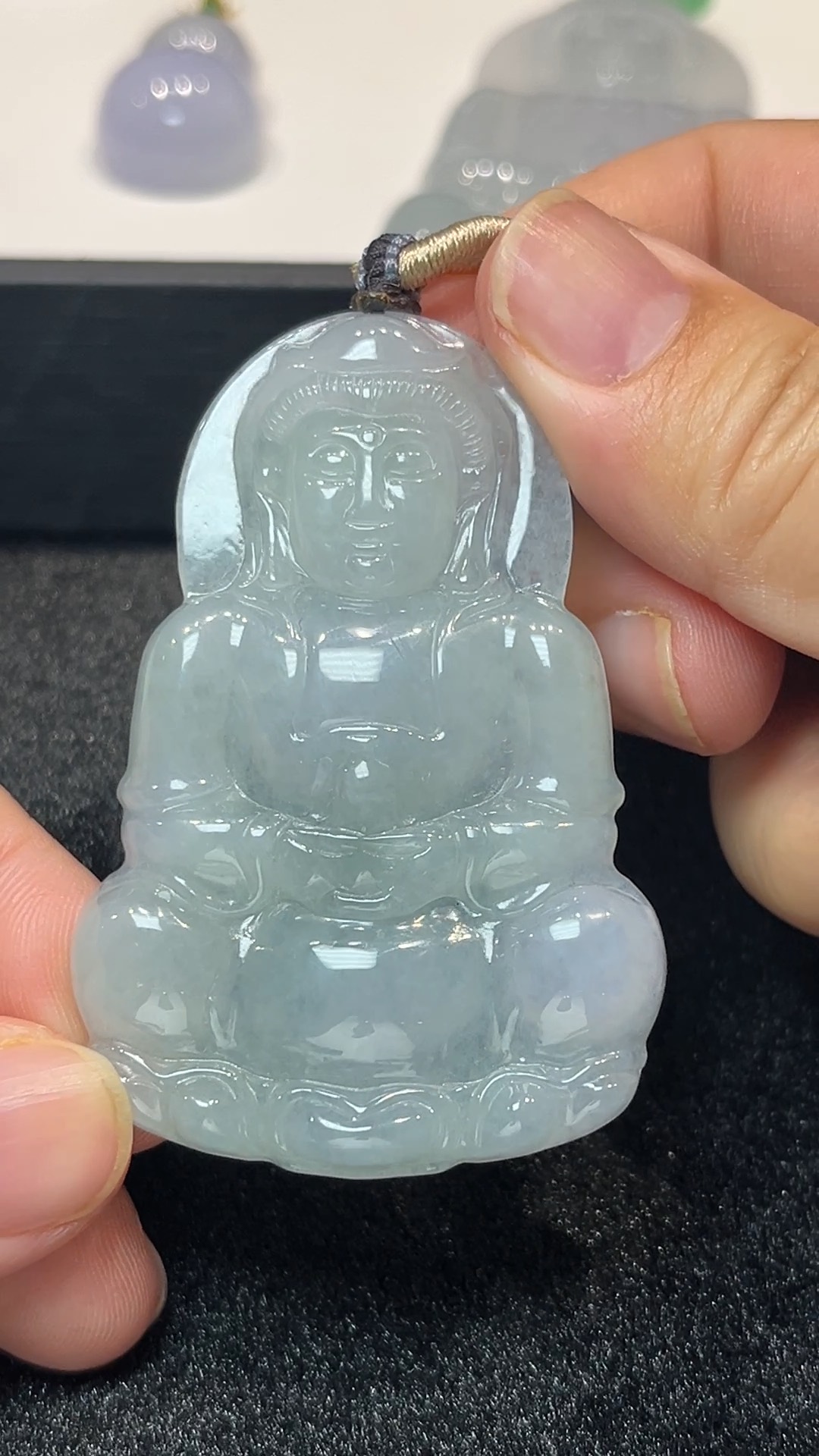 觀音護佑|天然A級翡翠正裝觀音吊墜 #280 3 佛光護體|天然A級翡翠特大觀音吊墜 #279