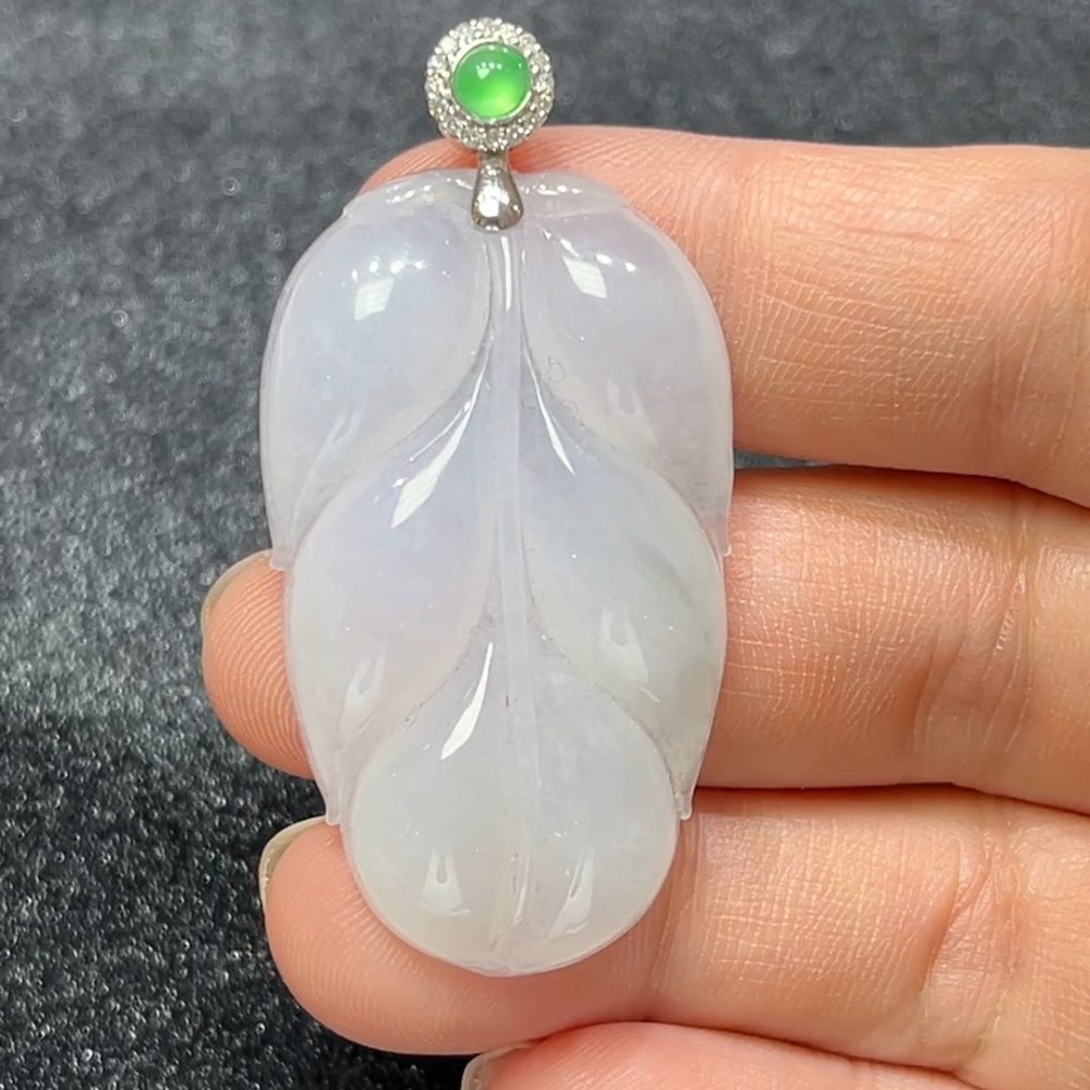 葉舞生機｜A貨翡翠雕葉吊墜搭配18K金扣