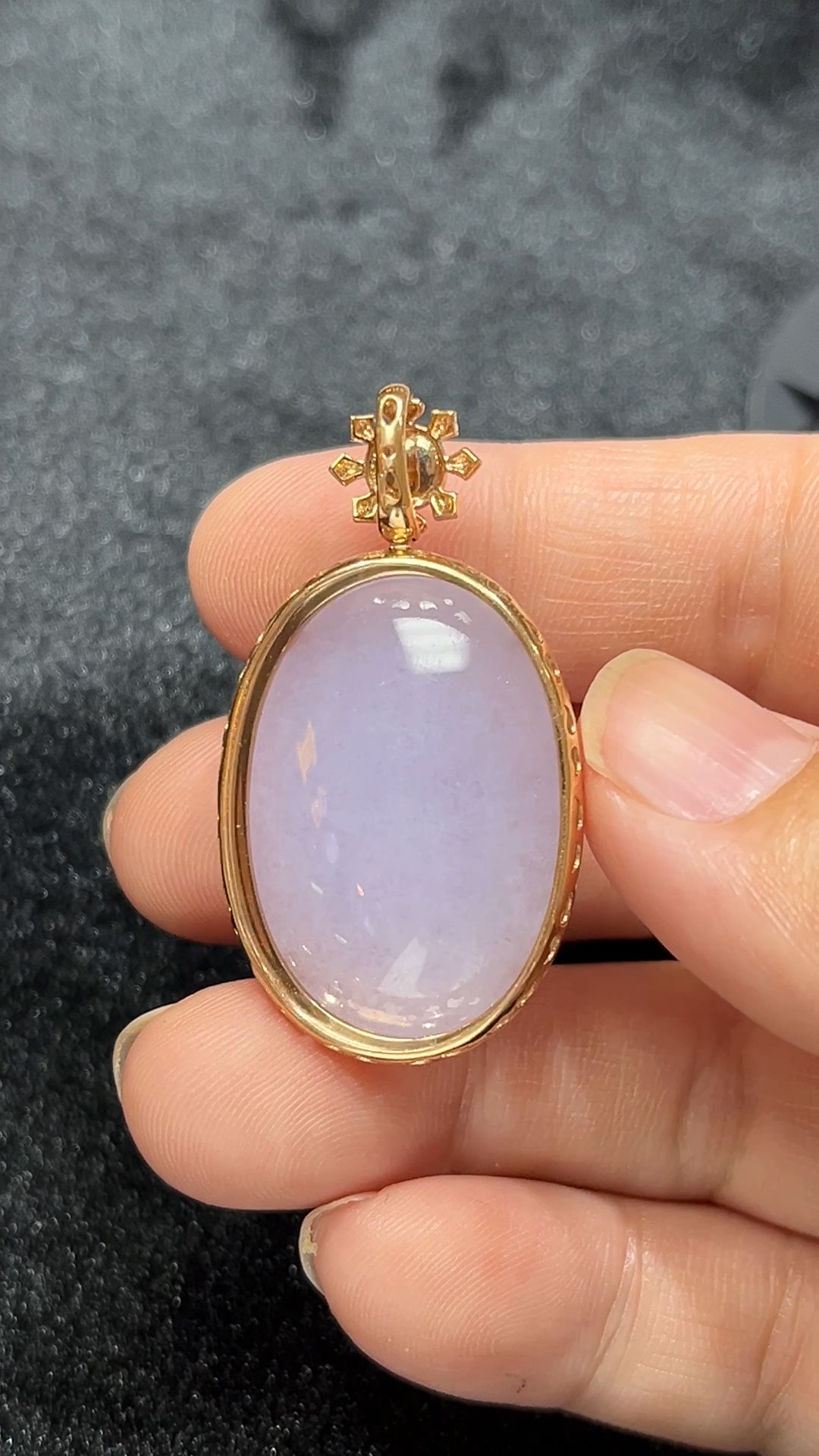 玫瑰紫韻|天然A級紫羅蘭翡翠18K玫瑰金蛋面吊墜 #303 3 玫瑰紫韻|天然A級紫羅蘭翡翠18K玫瑰金蛋面吊墜 #303 - Image 3