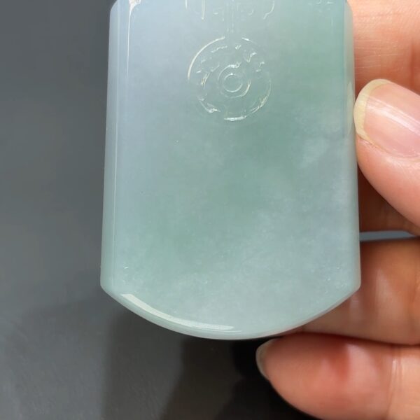 沉靜之力｜天然A貨厚板翡翠古風牌墜飾