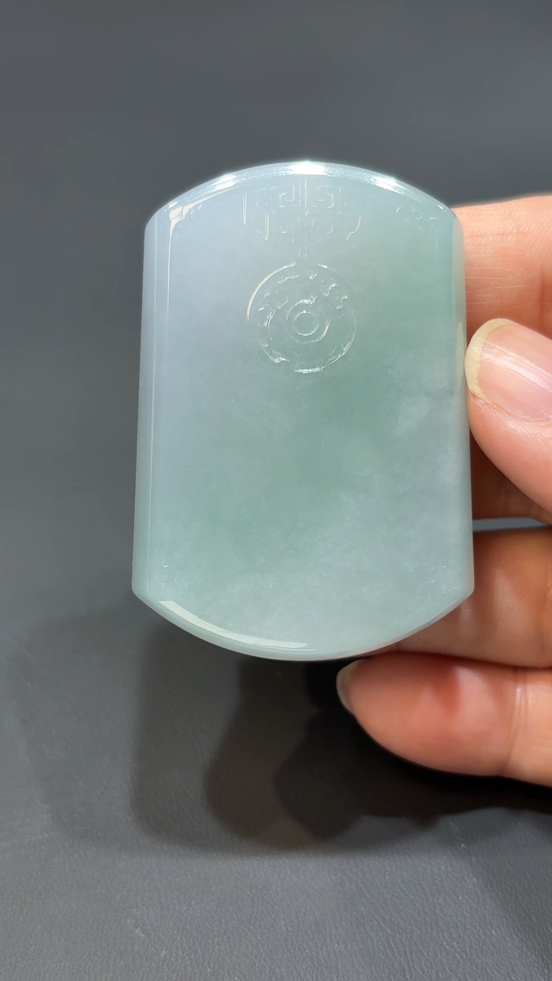 沉靜之力|天然A貨厚板翡翠古風牌墜飾 #315 1 沉靜之力|天然A貨厚板翡翠古風牌墜飾