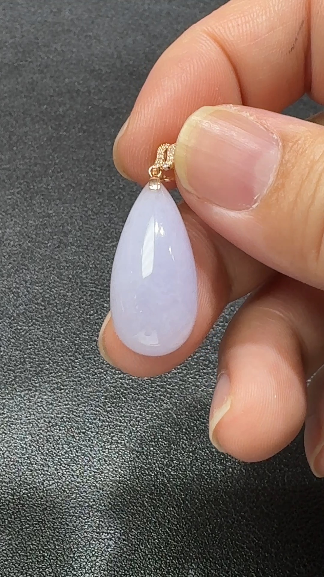 霧紫輕凝.18K翡翠水滴魅影吊墜 直播編號#337 4 霧紫輕凝.18K翡翠水滴魅影吊墜 直播編號#337 - Image 4