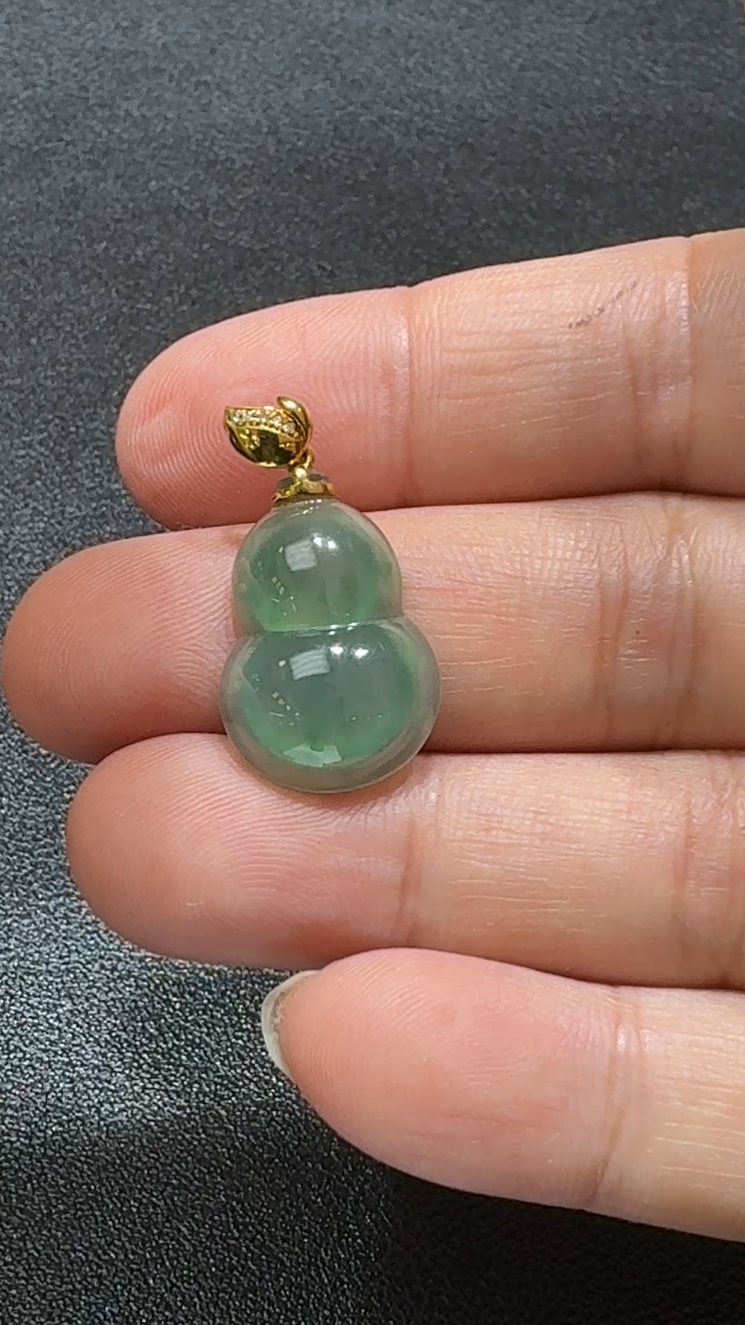 冰翠承福.葫蘆靈韻 翡翠吊墜 直播編號#339 8 冰翠承福.葫蘆靈韻 翡翠吊墜 直播編號#339 - Image 8