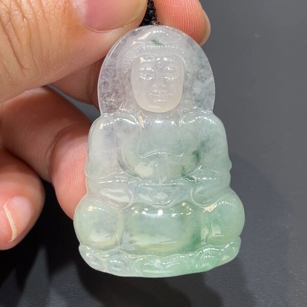 翡翠玉器精選 清韻護心・飄花觀音正裝翡翠吊墜 編號#361