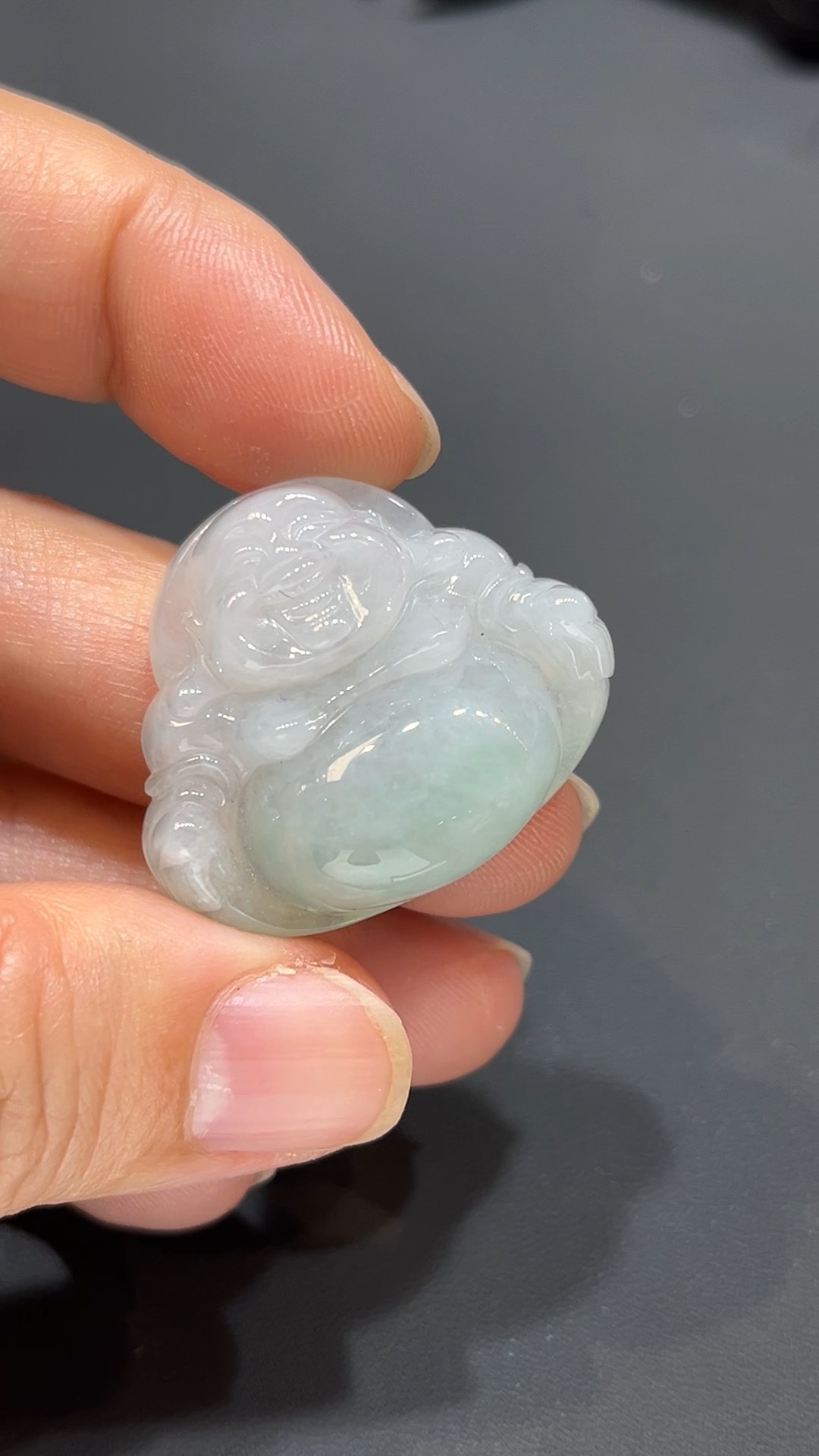 翡翠玉器精選 慈祥護佑・翡翠佛公吊墜 編號#364 2 翡翠玉器精選 慈祥護佑・翡翠佛公吊墜 編號#364 - Image 2