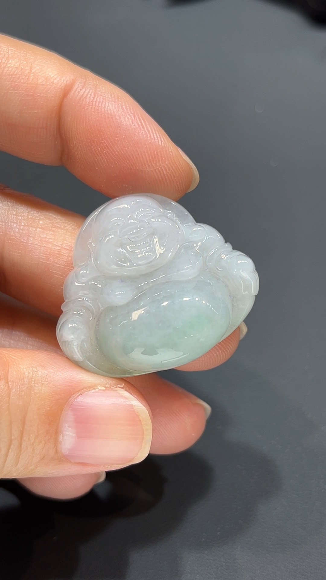 翡翠玉器精選 慈祥護佑・翡翠佛公吊墜 編號#364 3 翡翠玉器精選 慈祥護佑・翡翠佛公吊墜 編號#364 - Image 3