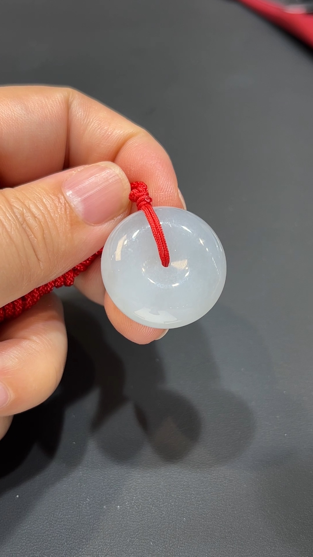 翡翠玉器精選 幼潤玉扣・#374純淨小巧翡翠平安扣 4 翡翠玉器精選 幼潤玉扣・#374純淨小巧翡翠平安扣 - Image 4