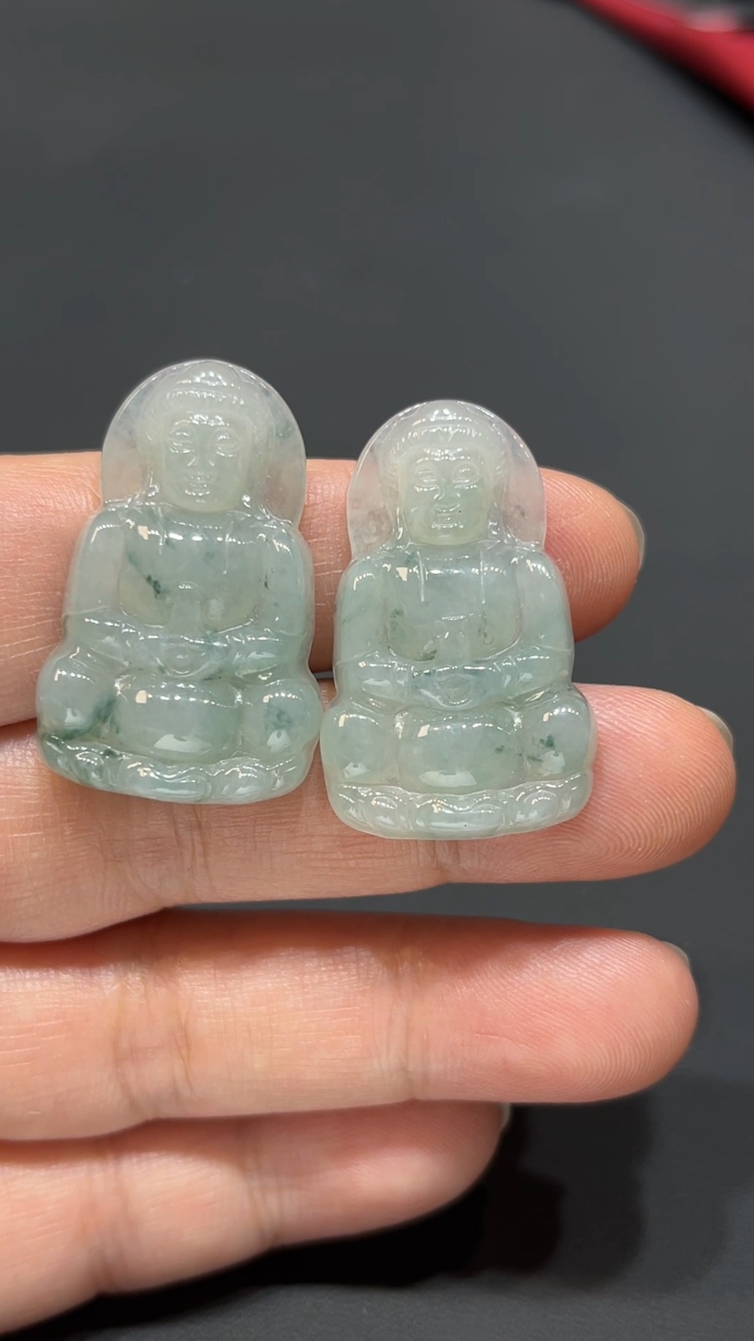 🌿 雙慈守護・#375/#376飄綠花翡翠小觀音吊墜對件 2 🌿 雙慈守護・#375/#376飄綠花翡翠小觀音吊墜對件 - Image 2