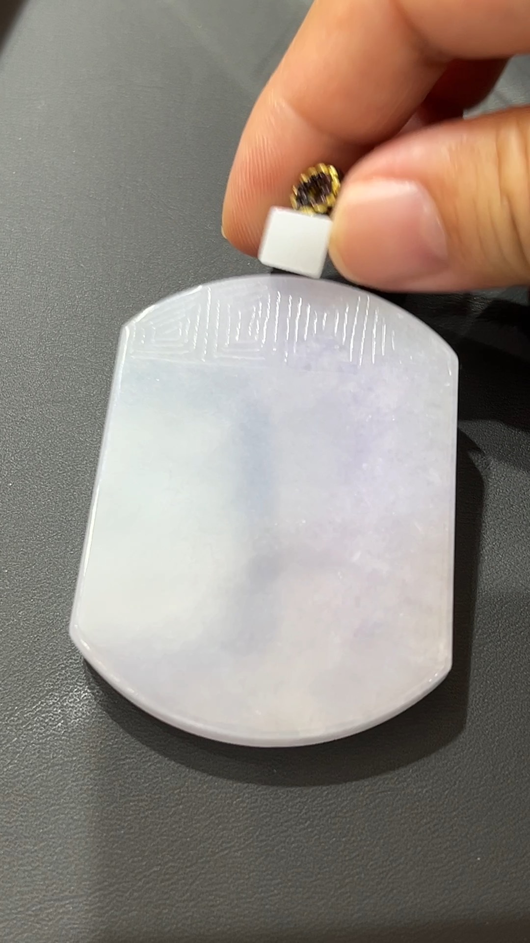 典雅靜謐.淺紫翡翠無事牌 編號382 3 典雅靜謐.淺紫翡翠無事牌 編號382 - Image 3