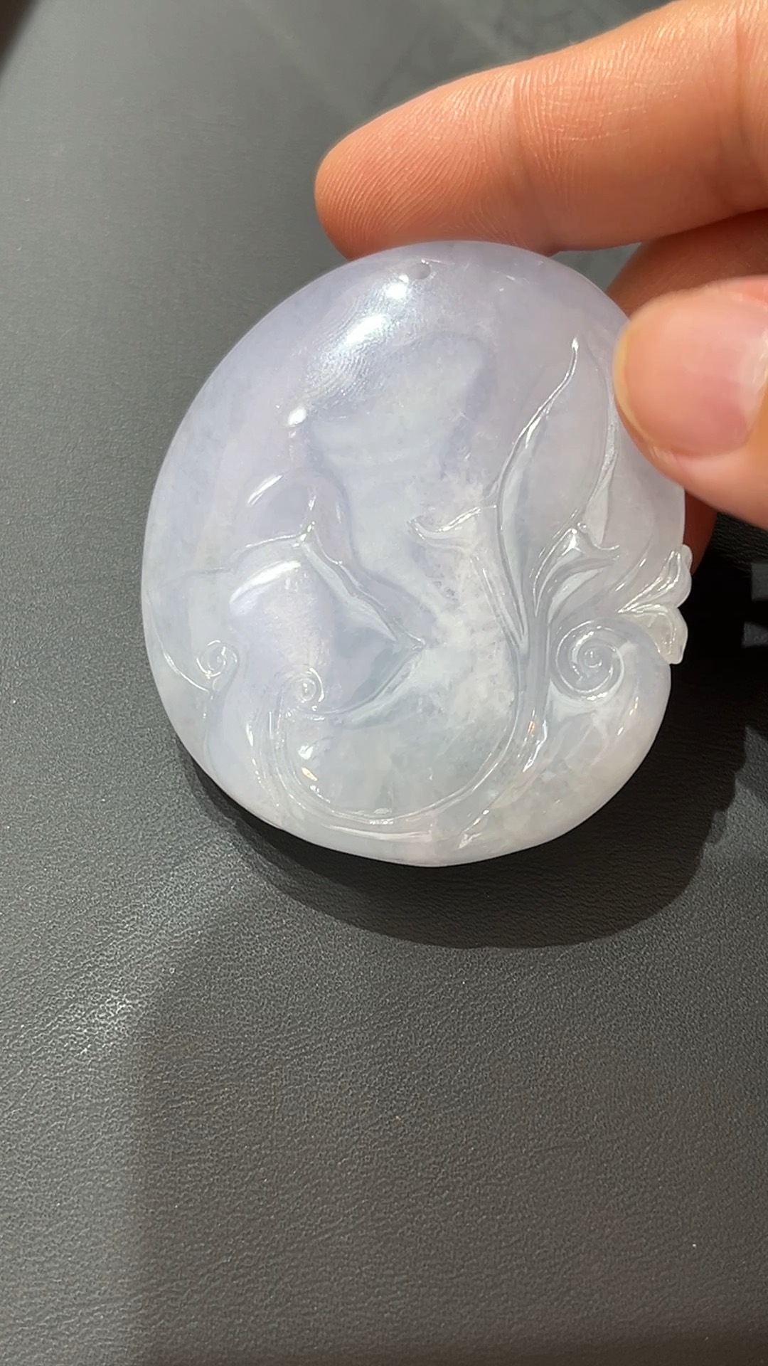 翡翠玉器精選 靈韻慈容.上半身翡翠觀音 編號383 5 翡翠玉器精選 靈韻慈容.上半身翡翠觀音 編號383 - Image 5