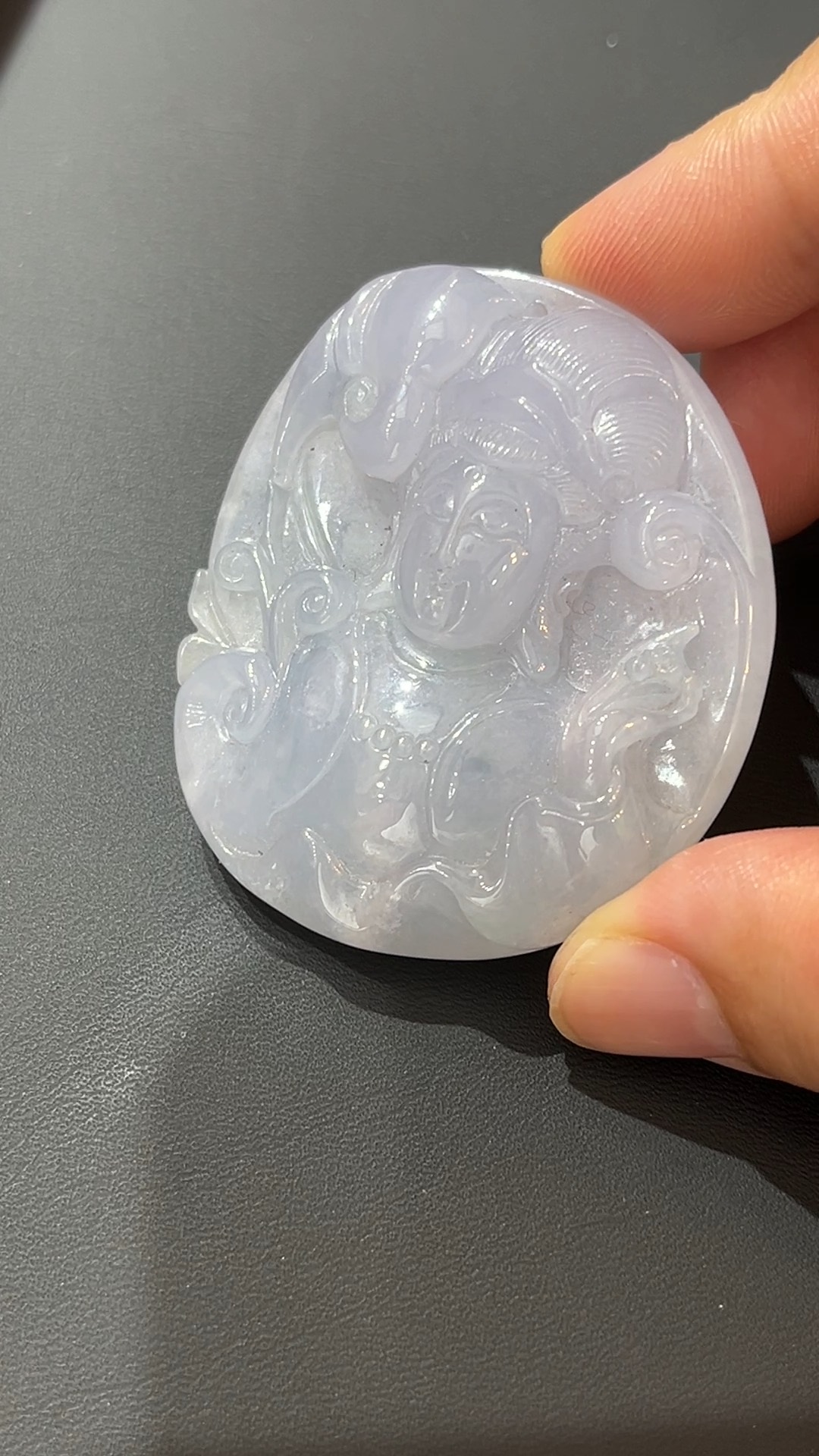 翡翠玉器精選 靈韻慈容.上半身翡翠觀音 編號383 7 翡翠玉器精選 靈韻慈容.上半身翡翠觀音 編號383 - Image 7