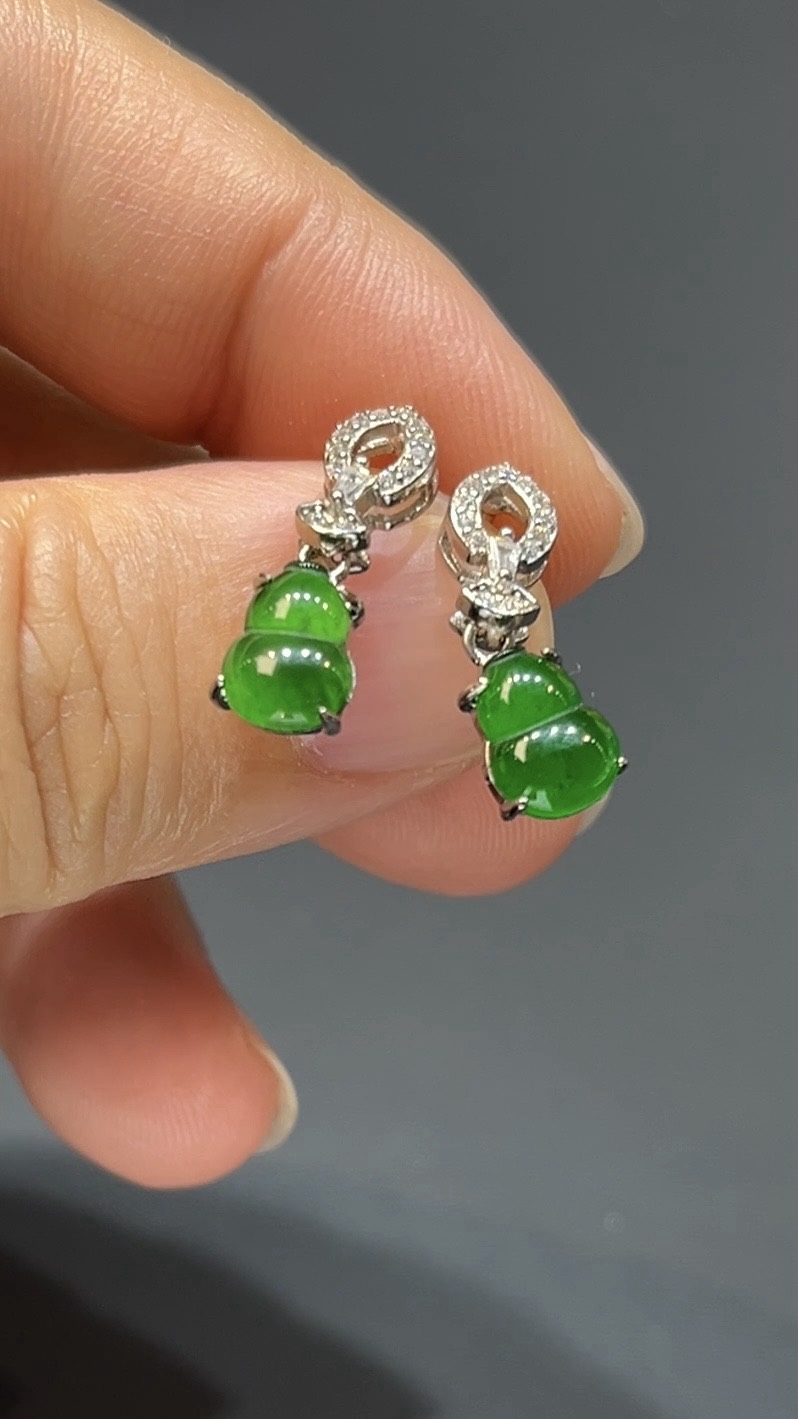 翡翠玉器精選編號#385 靈氣盈耳.高色危地馬拉翡翠葫蘆耳環 6 翡翠玉器精選編號#385 靈氣盈耳.高色危地馬拉翡翠葫蘆耳環 - Image 6