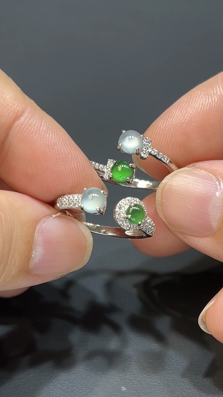 翡翠玉器精選編號#388冰綠雙璧.開口雅戒 1 翡翠玉器精選編號#388冰綠雙璧.開口雅戒