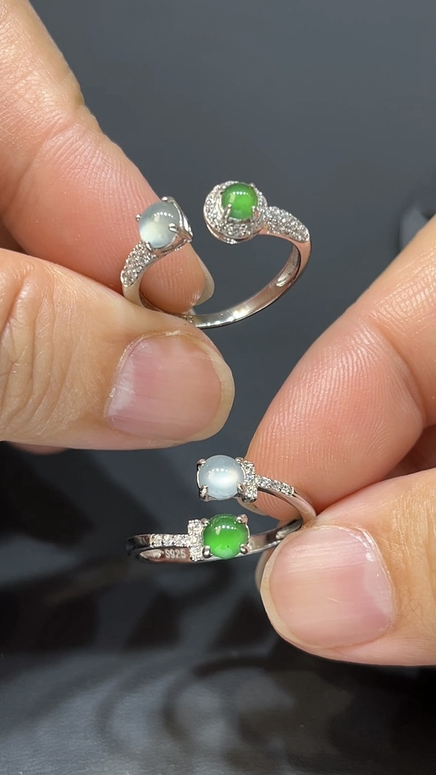 翡翠玉器精選編號#388冰綠雙璧.開口雅戒 5 翡翠玉器精選編號#388冰綠雙璧.開口雅戒 - Image 5