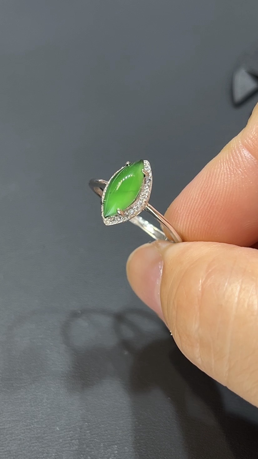 翡翠玉器精選# 390 陽綠之眼.平價雅選 翡翠戒指 7 翡翠玉器精選# 390 陽綠之眼.平價雅選 翡翠戒指 - Image 7