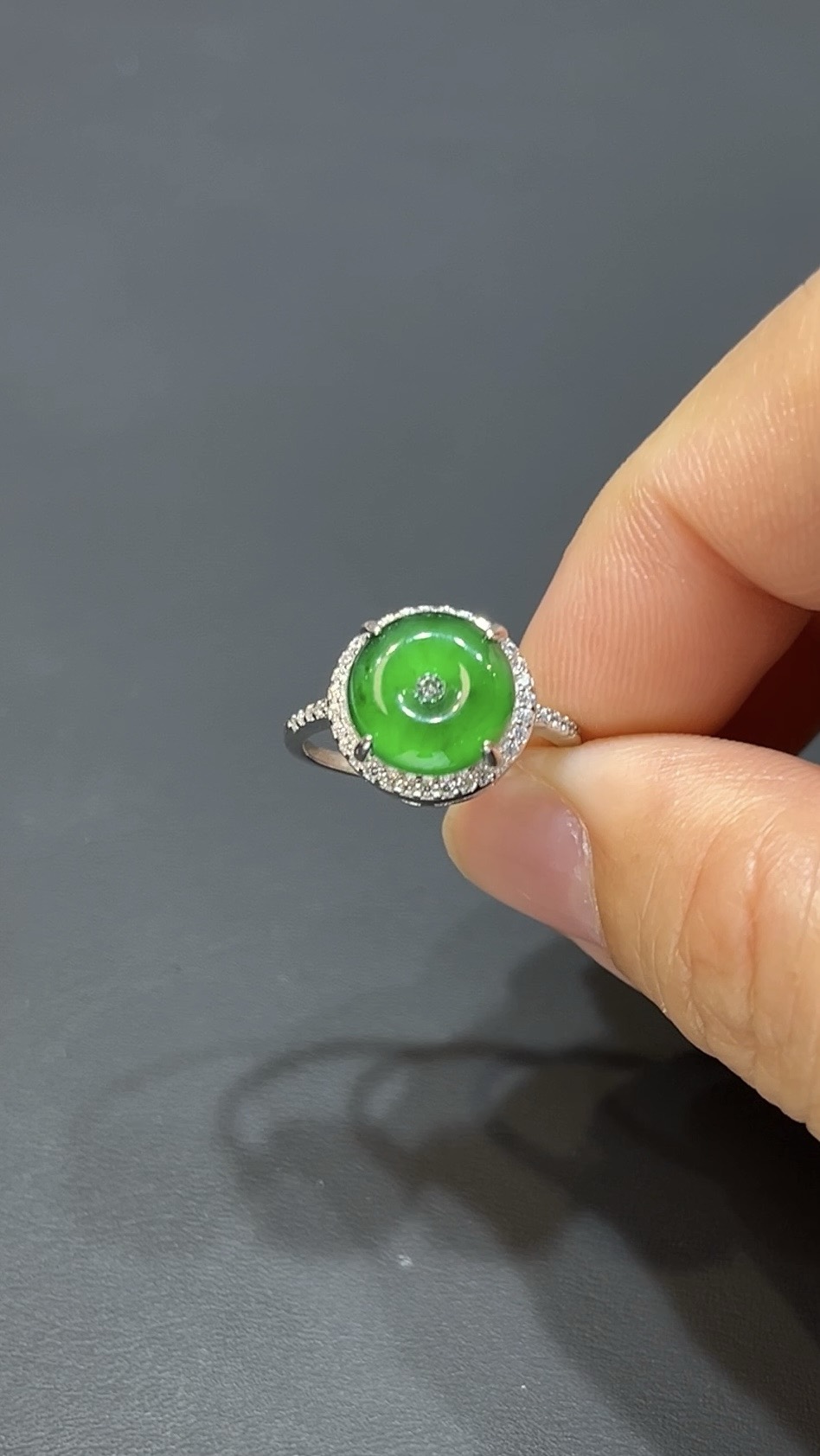 翡翠玉器精選編號#392 平安扣925銀戒指|吉祥設計款 5 翡翠玉器精選編號#392 平安扣925銀戒指|吉祥設計款 - Image 5