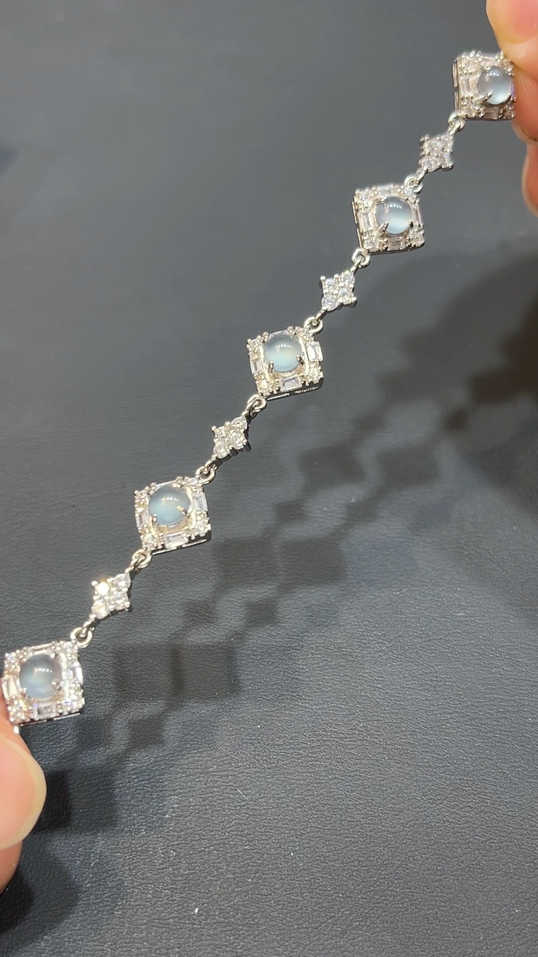 翡翠玉器精選 #396 翡翠蛋面手鏈925鑲嵌系列 1 翡翠玉器精選 #396 翡翠蛋面手鏈925鑲嵌系列