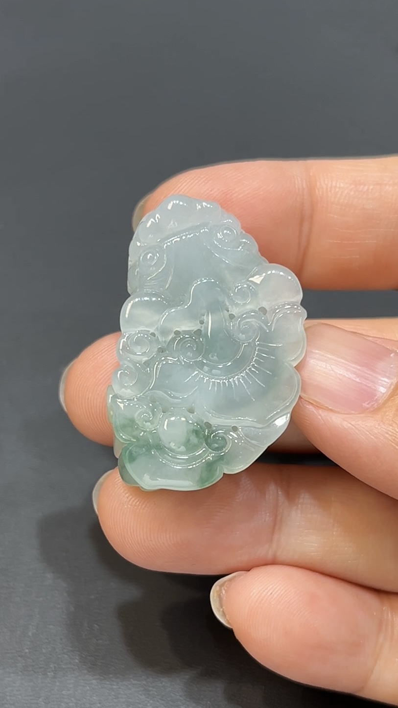翡翠玉器精選 編號#403・翡翠貔貅守財靈獸吊墜 6 翡翠玉器精選 老坑靈貔・飄花翡翠貔貅招財守護吊墜 編號#369