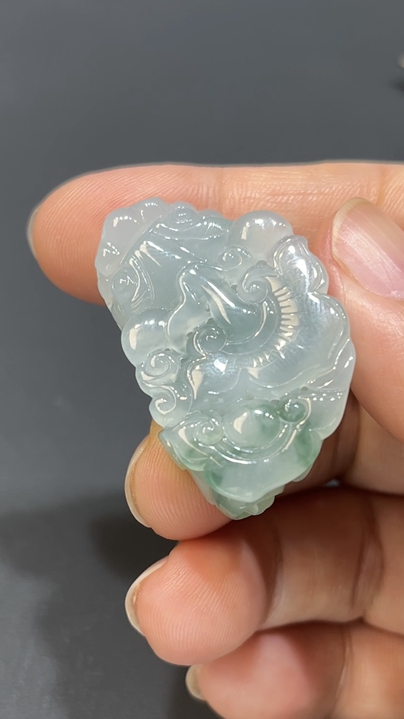 翡翠玉器精選 編號#403・翡翠貔貅守財靈獸吊墜 3 翡翠玉器精選 編號#403・翡翠貔貅守財靈獸吊墜 - Image 3