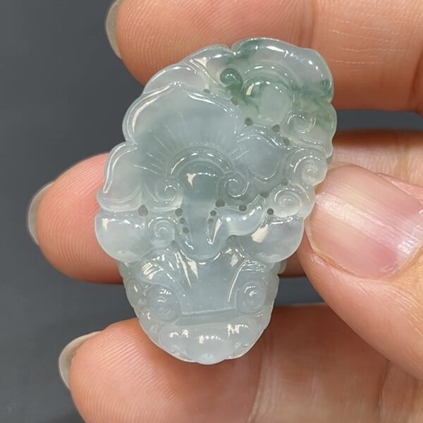 翡翠玉器精選 編號#403・翡翠貔貅守財靈獸吊墜