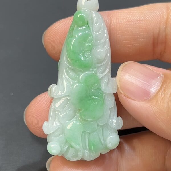 翡翠玉器精選 翡翠白菜如意生財 玉吊墜 編號#404