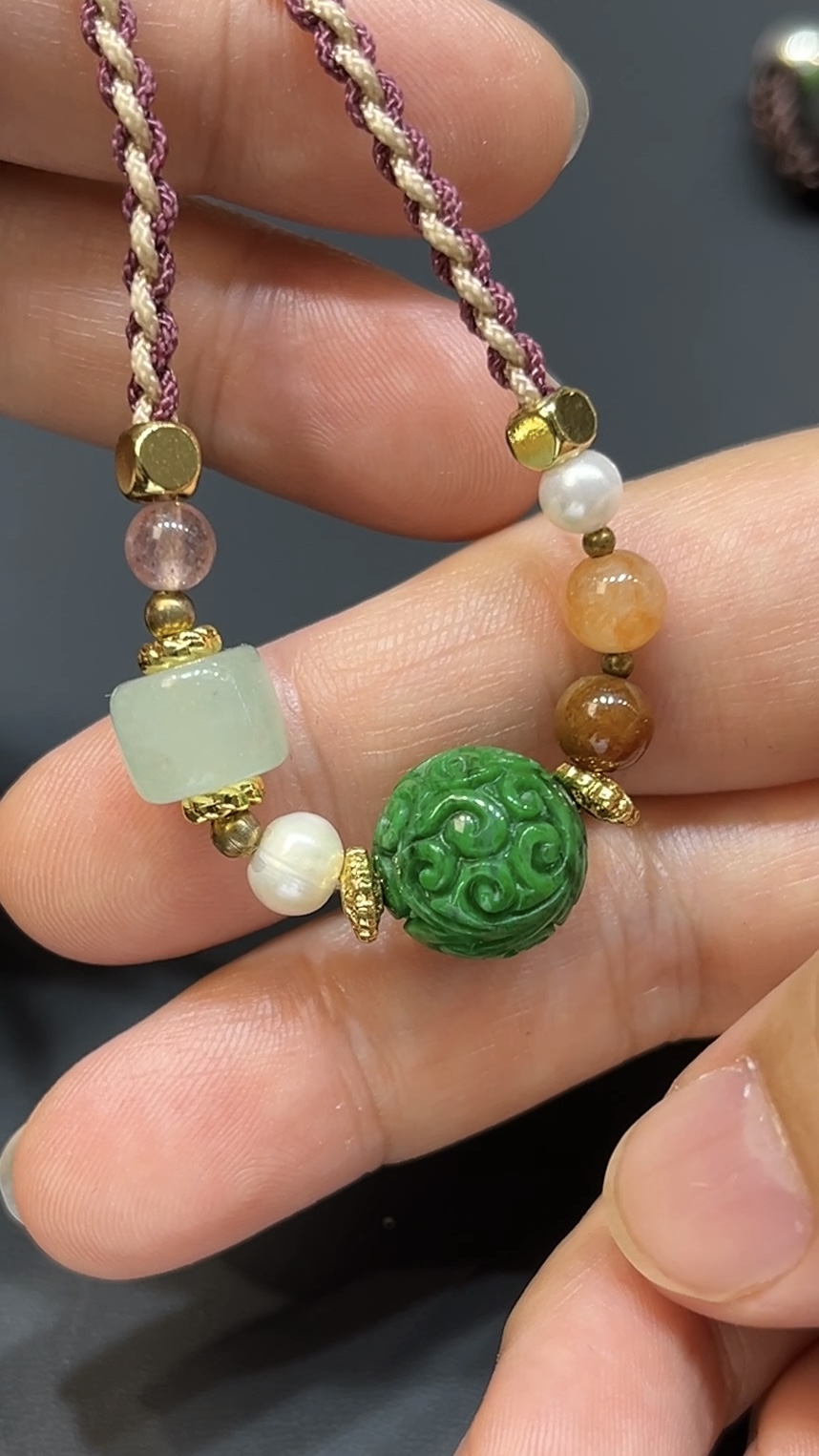 翡翠玉器精選 民族風翡翠回紋珠頸繩 編號#409 3 翡翠玉器精選 民族風翡翠回紋珠頸繩 編號#409 - Image 3