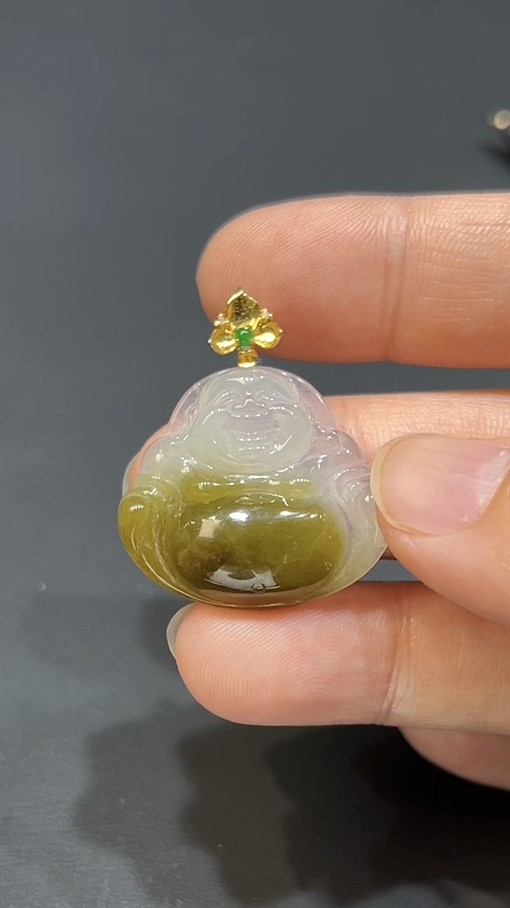 翡翠玉器精選 福慧自在・黃翡翠佛公配18K金扣 編號# 418 5 翡翠玉器精選 福慧自在・黃翡翠佛公配18K金扣 編號# 418 - Image 5