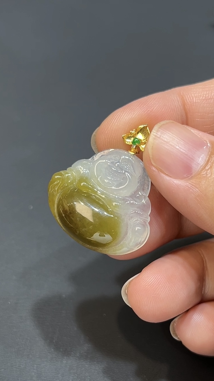 翡翠玉器精選 福慧自在・黃翡翠佛公配18K金扣 編號# 418 4 翡翠玉器精選 福慧自在・黃翡翠佛公配18K金扣 編號# 418 - Image 4