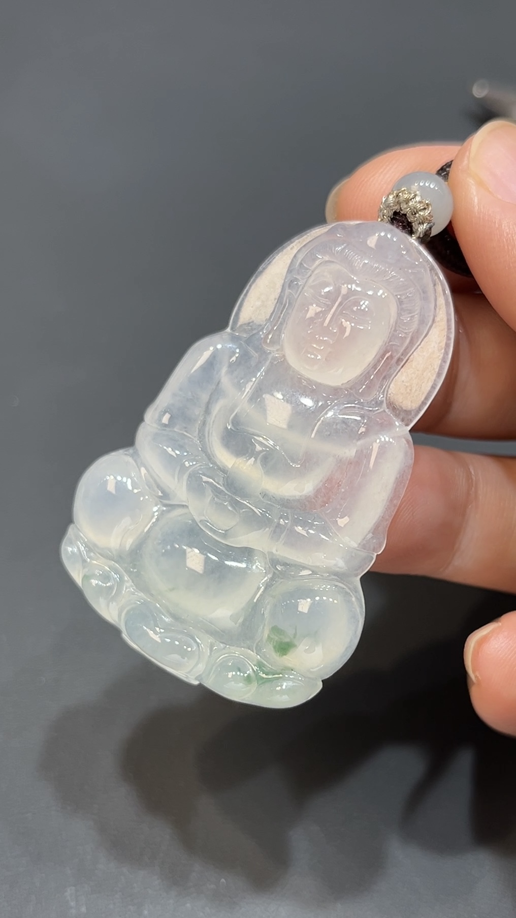 翡翠玉器精選 冰心聖韻・翡翠觀音玉吊墜 編號# 420 4 翡翠玉器精選 冰心聖韻・翡翠觀音玉吊墜 編號# 420 - Image 4