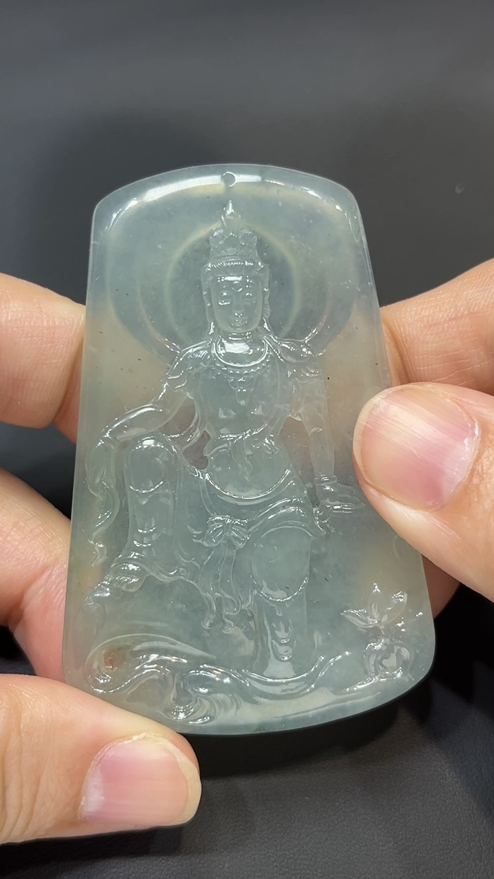 翡翠玉器精選 冰韻自在・高品質冰透翡翠自在觀音薩牌 編號#426 5 翡翠玉器精選 冰韻自在・高品質冰透翡翠自在觀音薩牌 編號#426 - Image 5