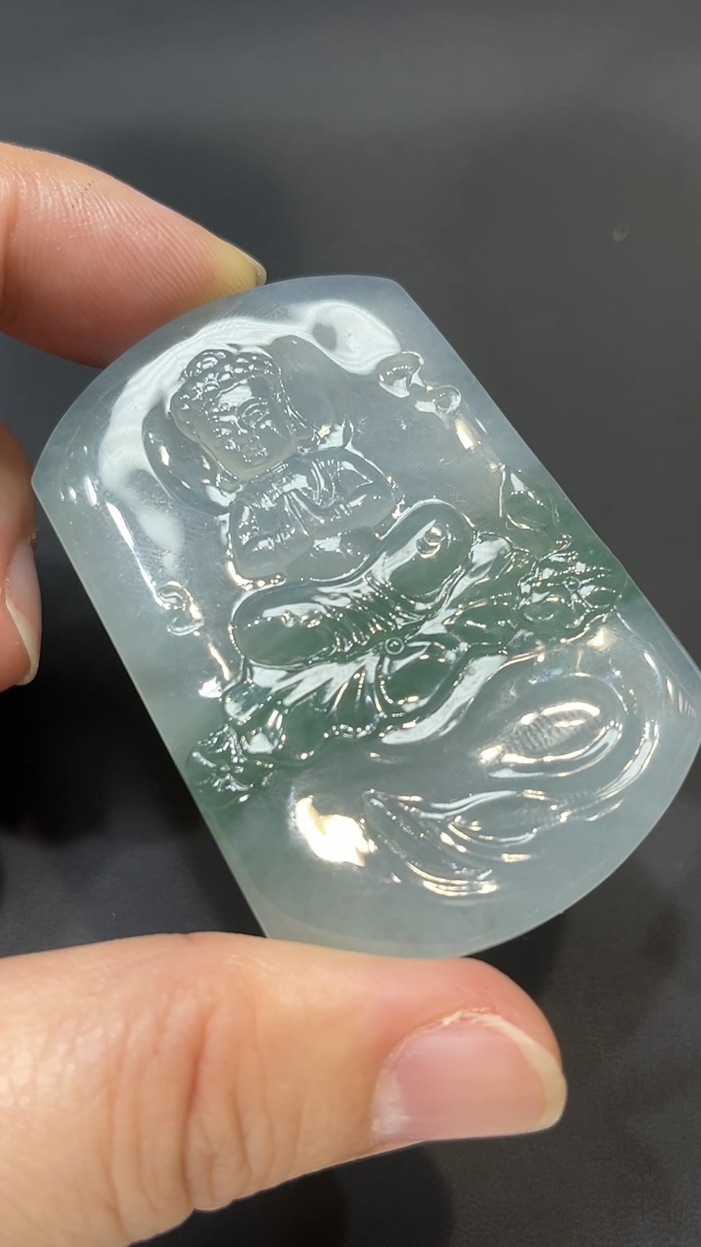 翡翠玉器精選 蓮上童心・高品質翡翠寶寶佛玉吊墜 編號# 428 4 翡翠玉器精選 蓮上童心・高品質翡翠寶寶佛玉吊墜 編號# 428 - Image 4